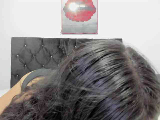 SamantaMoet webcam