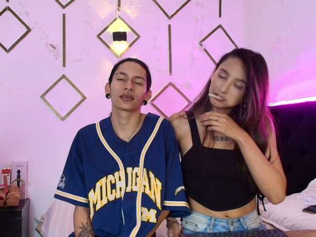DarkLiightt live webcam show