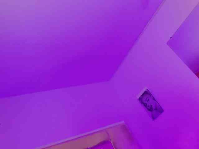 mistressbigcharl... Live Webcam on BongaCams