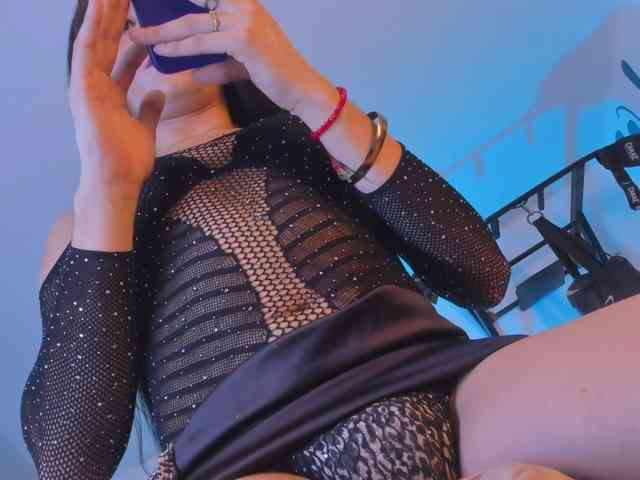mistressbigcharlotte Sex Cam Show