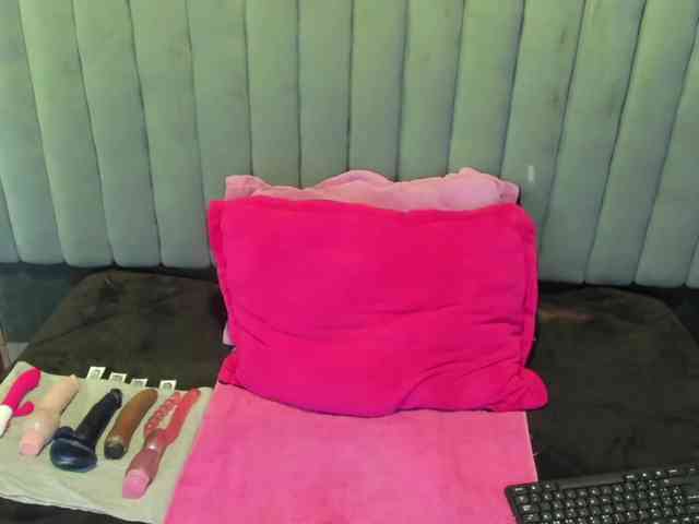 AlaiaEvanss webcam