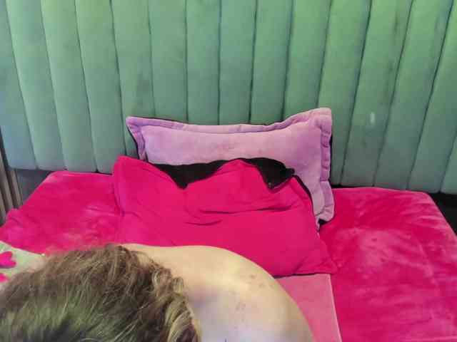 AlaiaEvanss webcam