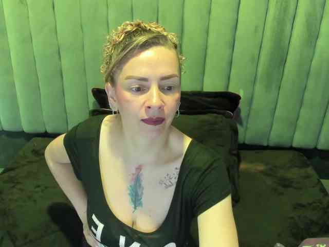 AlaiaEvanss webcam