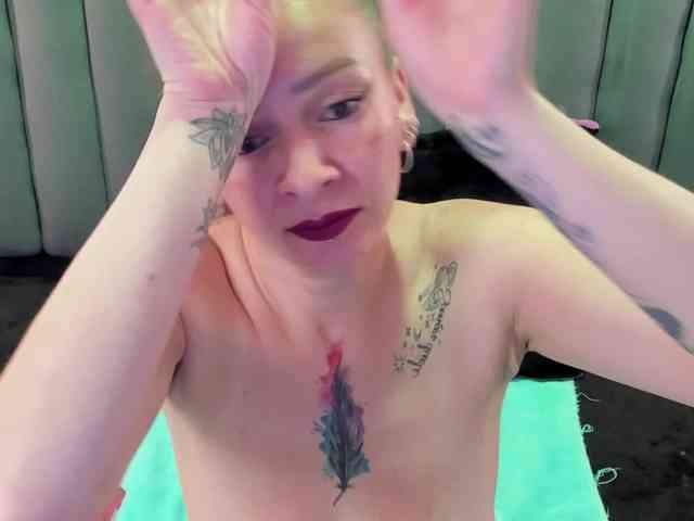 AlaiaEvanss webcam