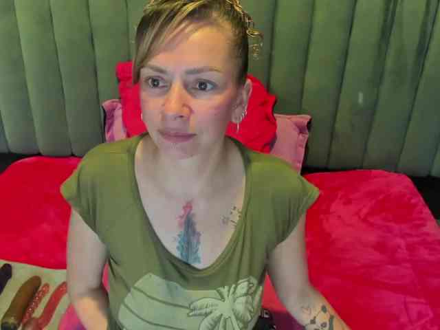 AlaiaEvanss webcam