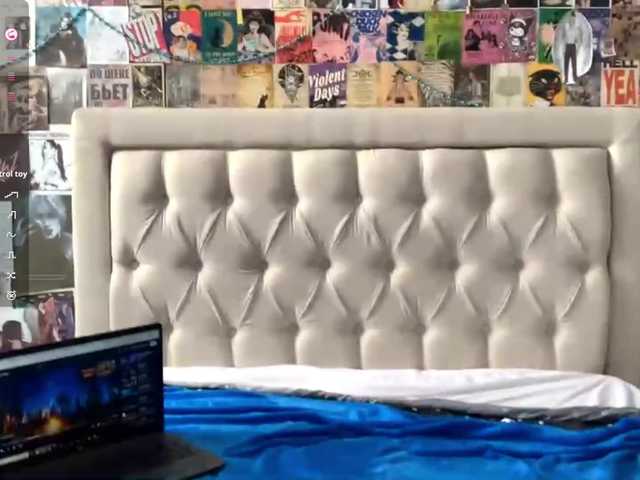 KimberleeChenevert's BongaCams show and profile