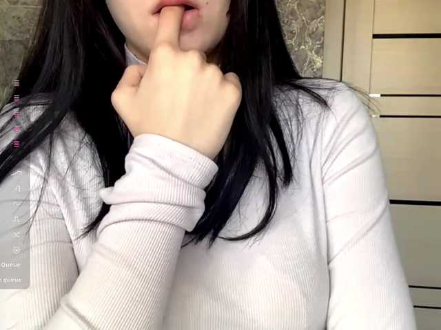 KimberleeChenevert's BongaCams show and profile