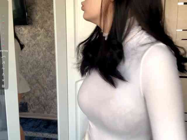 KimberleeChenevert webcam