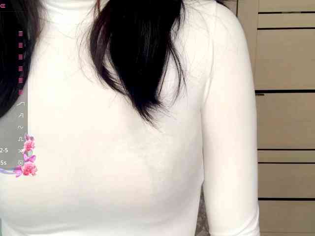 KimberleeChenevert webcam