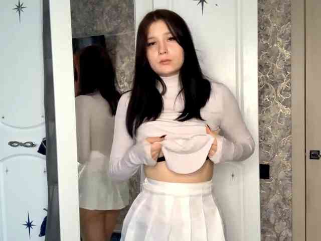 KimberleeChenevert webcam