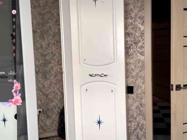 KimberleeChenevert webcam