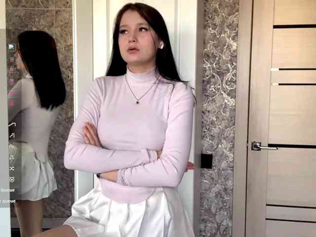 KimberleeChenevert webcam