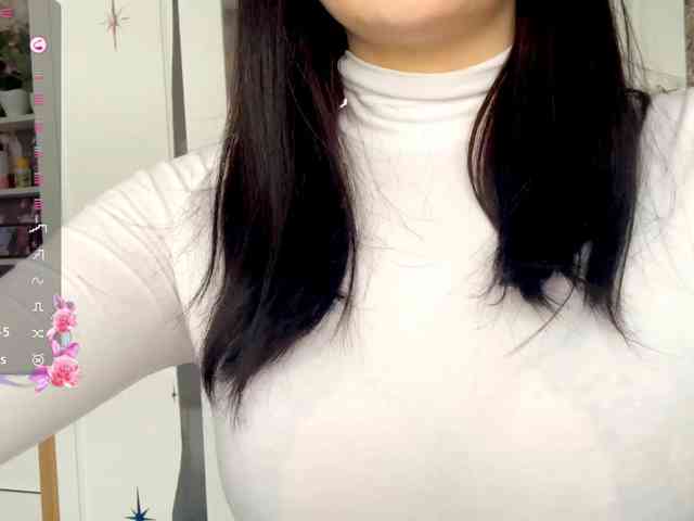 KimberleeChenevert webcam