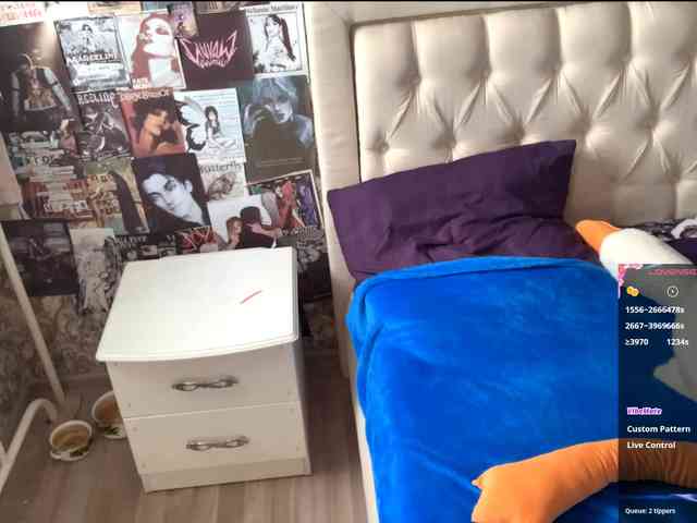 KimberleeChenevert webcam