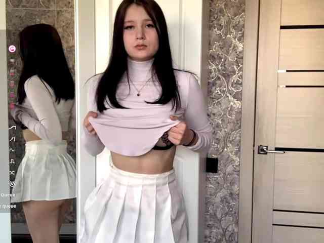 KimberleeChenevert webcam