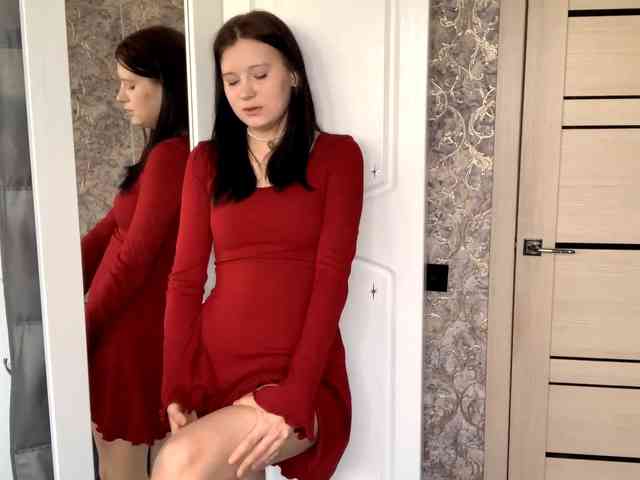 KimberleeChenevert webcam