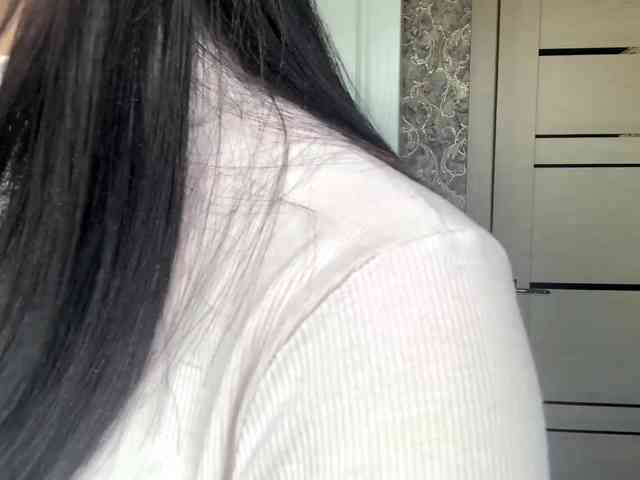 KimberleeChenevert webcam