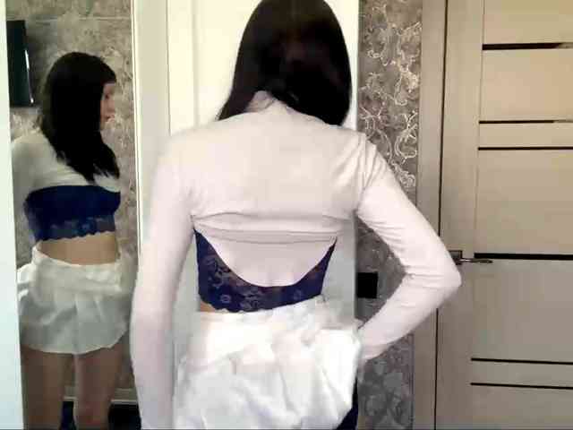 KimberleeChenevert webcam