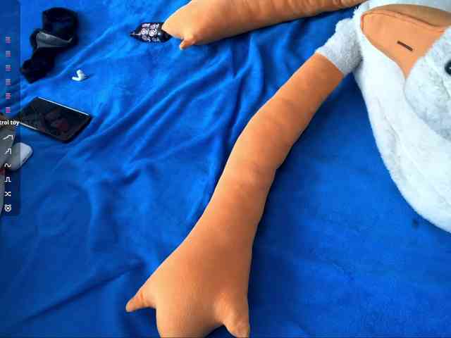 KimberleeChenevert webcam