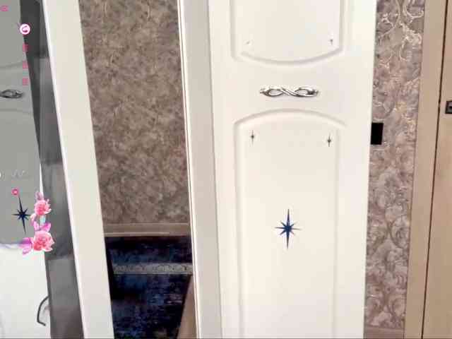 KimberleeChenevert webcam