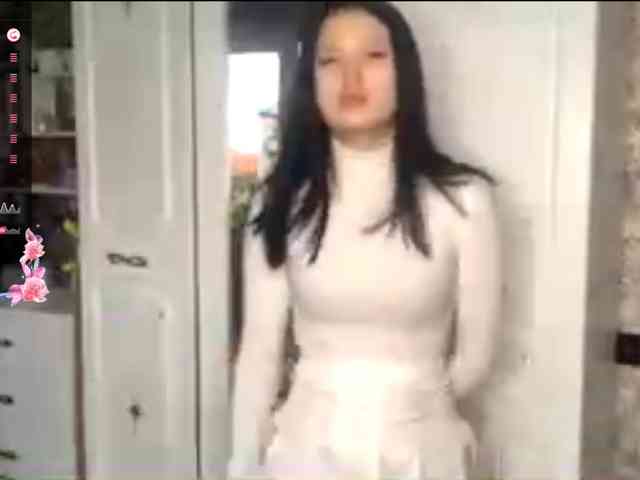 KimberleeChenevert webcam