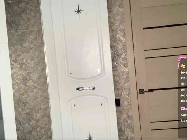 KimberleeChenevert webcam