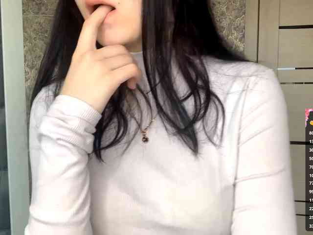 KimberleeChenevert webcam