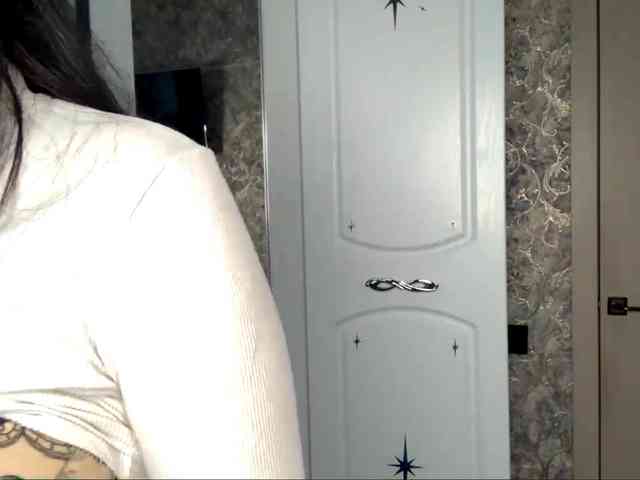 KimberleeChenevert webcam