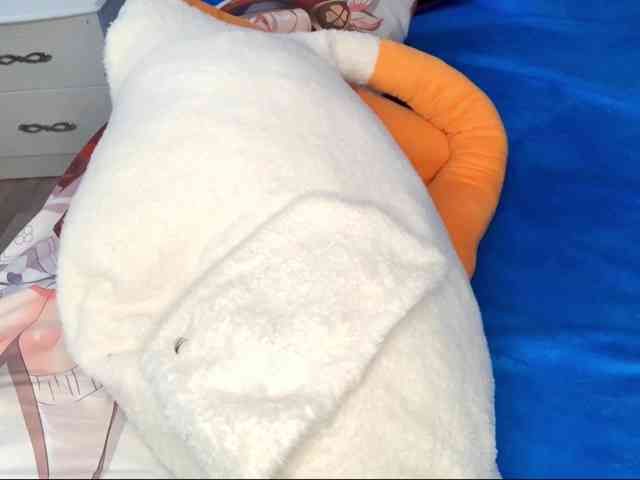 KimberleeChenevert webcam