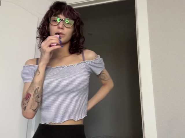 DarlenaBoothman live cam on BongaCams