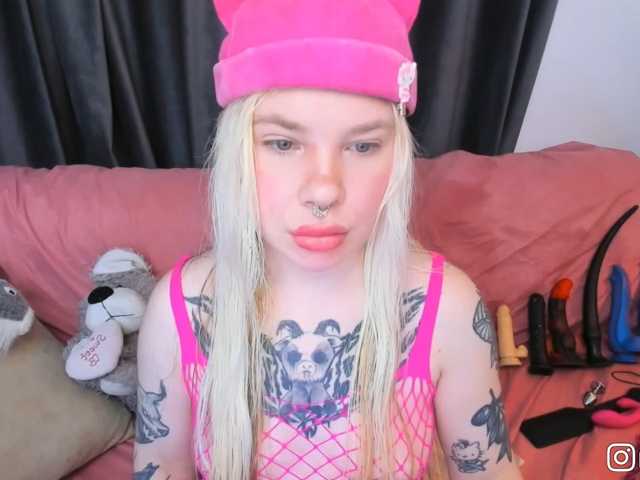 P1nkbutt live cam on BongaCams