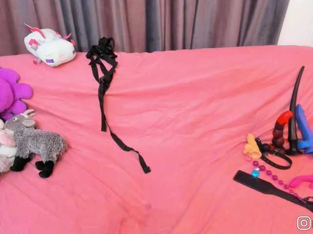 P1nkbutt — live female cam