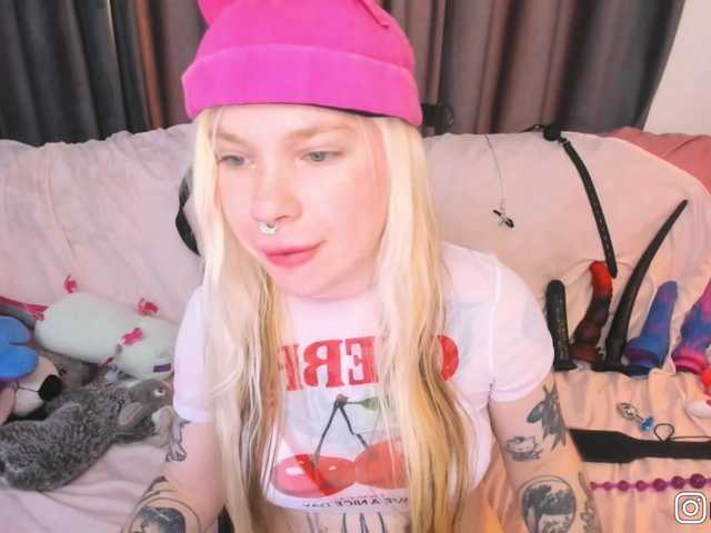P1nkbutt live cam preview