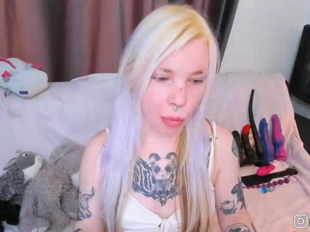 P1nkbutt live cam on BongaCams