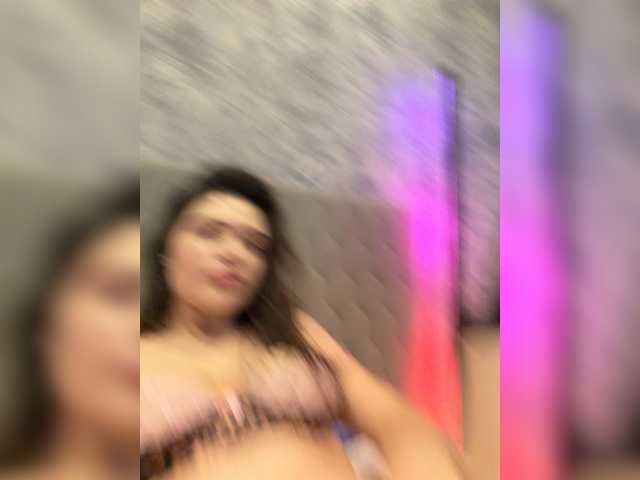 le modèle Babyface1 est en webcam porno dans un show sur le site bongacams, il possède les tags suivants: White/Caucasian,Brunette,Shaved