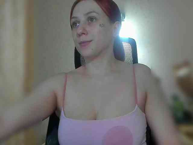 YourOlechka Live Webcam on BongaCams