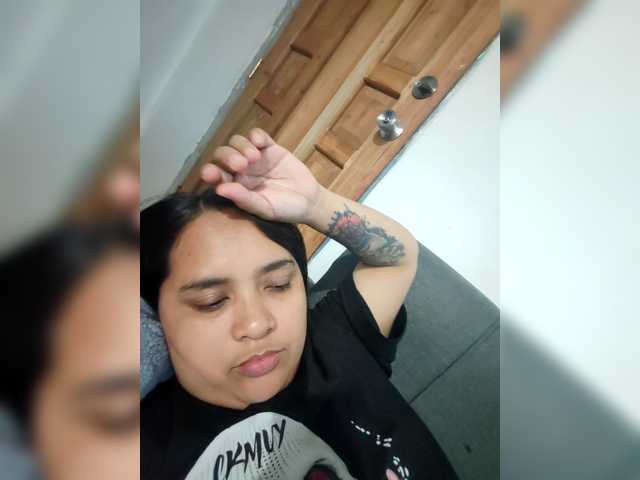 Annathegreat live cam on BongaCams