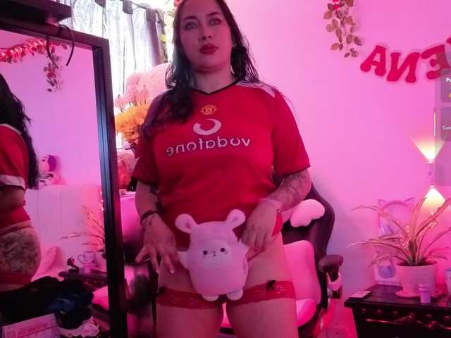 almendra08 live cam on BongaCams
