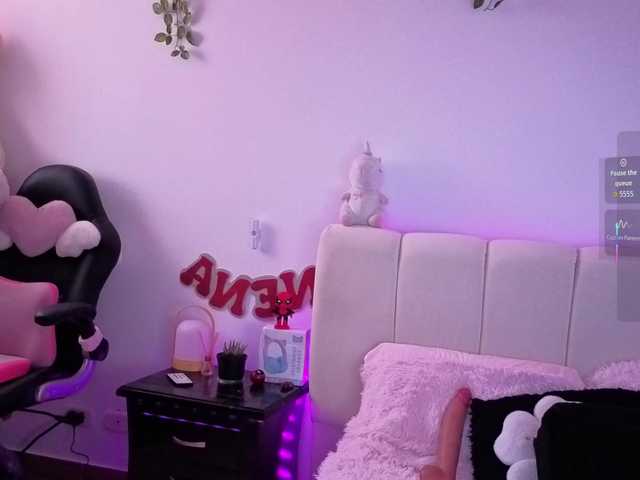 almendra08 live cam on BongaCams