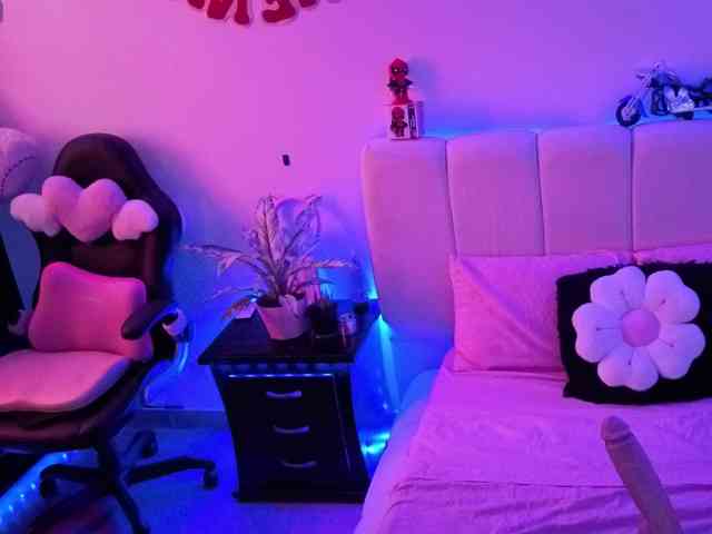 almendra08 webcam
