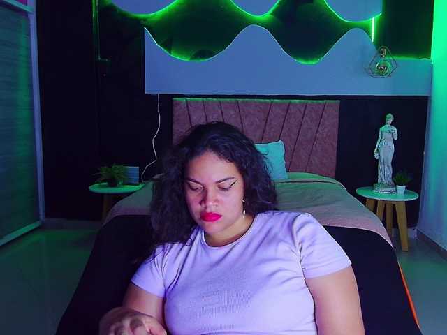 scarlett--joness