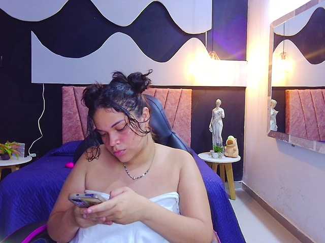 Preview of scarlett--joness