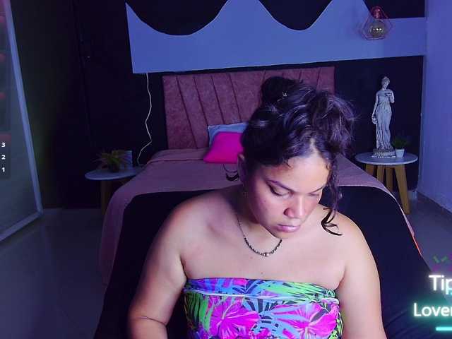 scarlett--joness