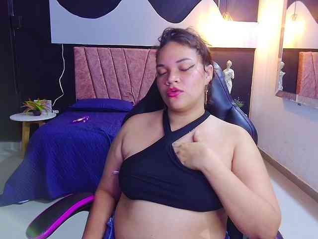 scarlett--joness webcam