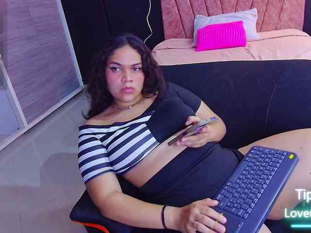 scarlett--joness webcam