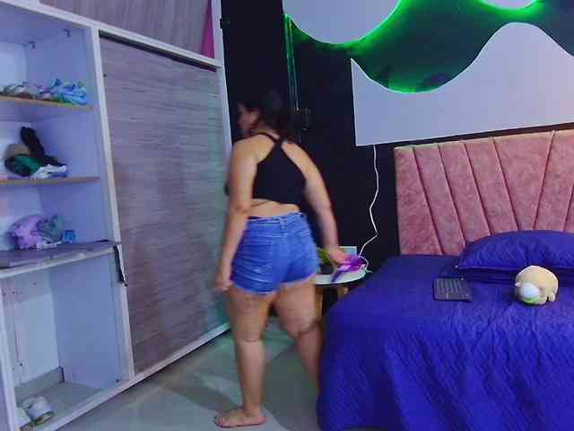 scarlett--joness webcam