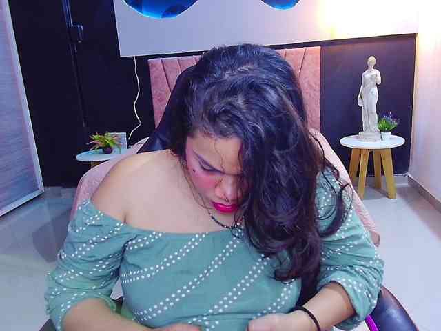 scarlett--joness webcam