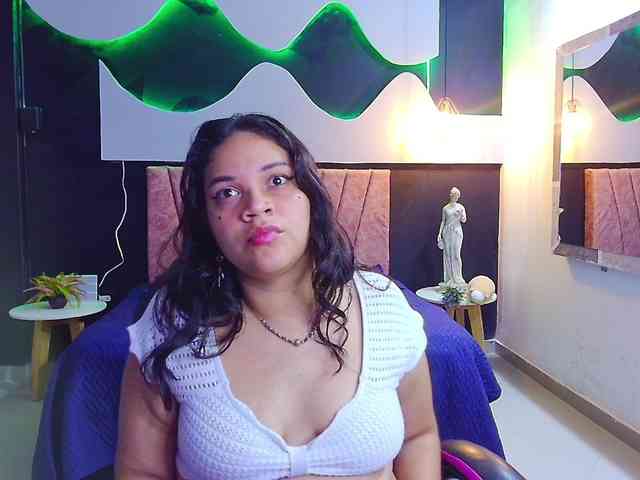 scarlett--joness webcam