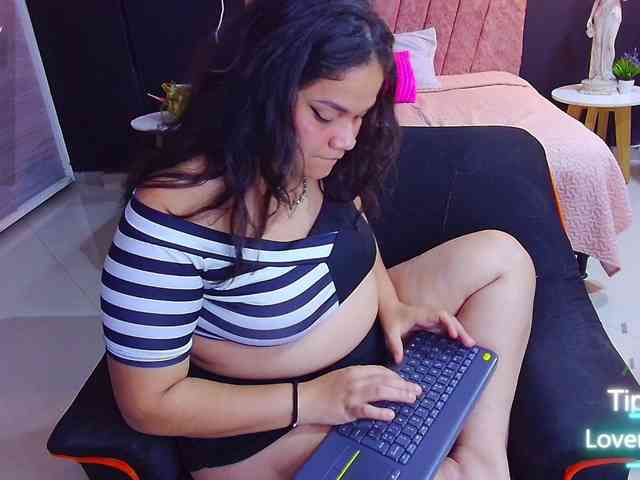 scarlett--joness webcam