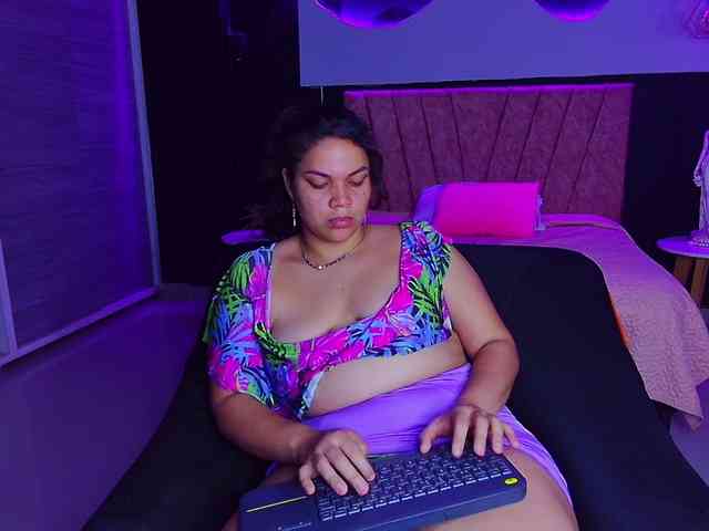 scarlett--joness webcam